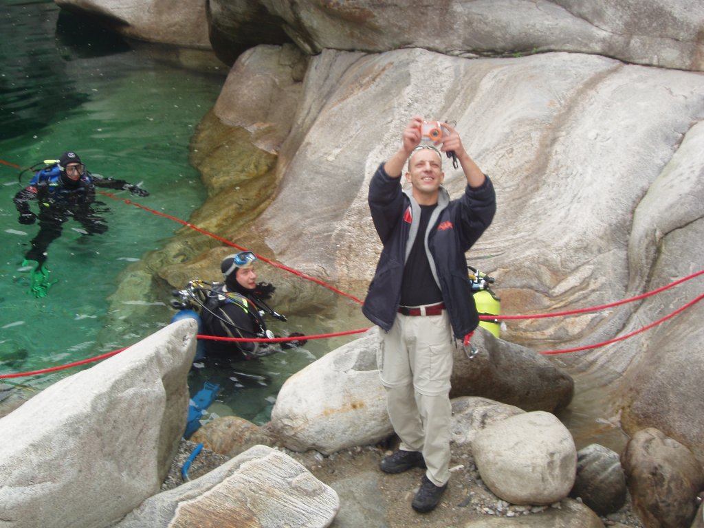 Mise Ã  l'eau 2
Mots-clés: Verzasca