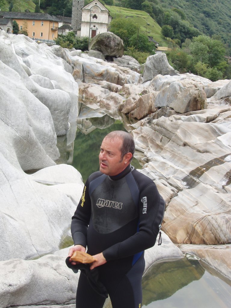 Ramon n'a pas trouvÃ© la riviÃ¨re !!
Mots-clés: verzasca