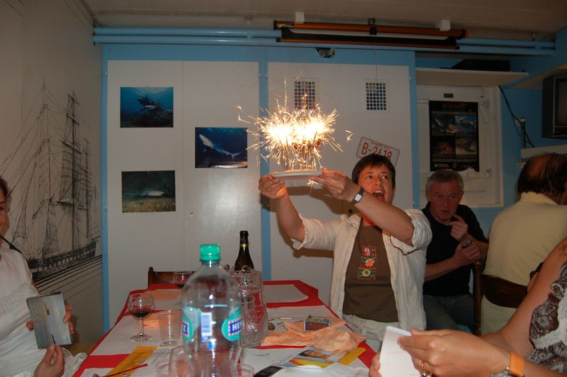 Joyeux Anniversaire....
