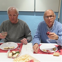 Nom du fichier=IMG_7250a_r.jpg
Taille du fichier=137Ko
Dimensions : 976x768
Ajouté le : 08 Mars 2017 IMG_7250a_r.jpg
